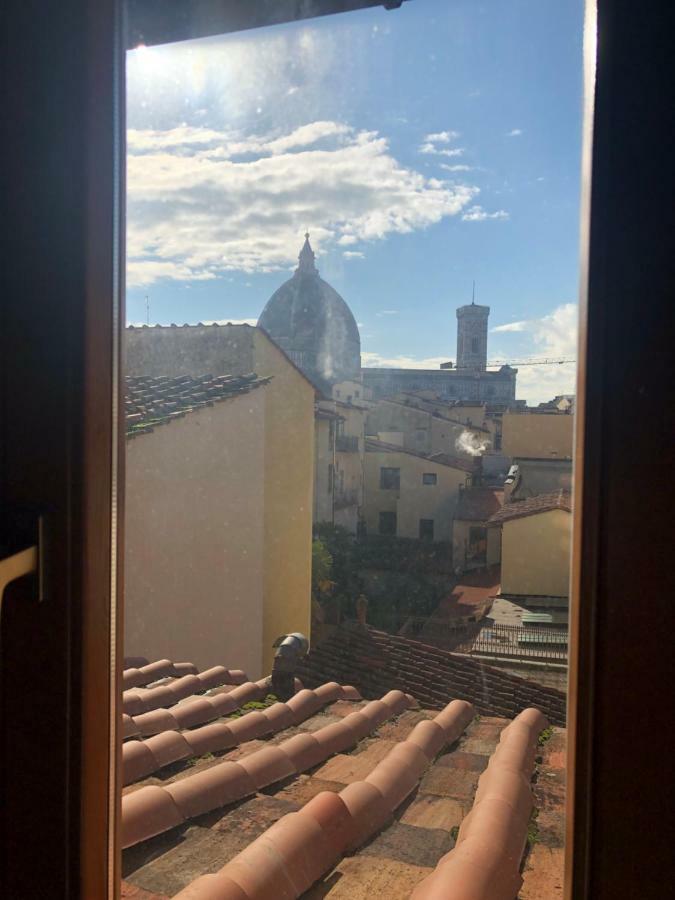 Alfani Second Floor Apartment